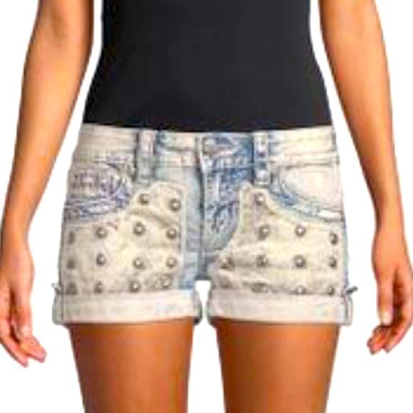 💎👅💎Miss me •25• Studs 💎Studs n’ more studs💎👅